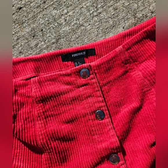 🛍 Forever 21 red cord corduroy button up mini skirt size small - Picture 2 of 3